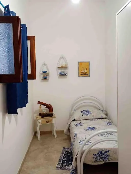 Sant Antioco, La Vista Sulla Laguna Q2127 SantʼAntìoco Italia